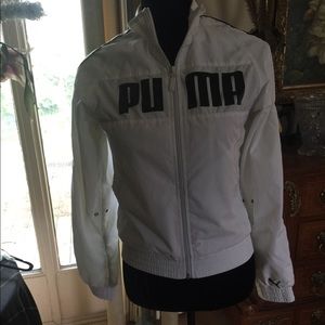 Puma jacket white black spell out